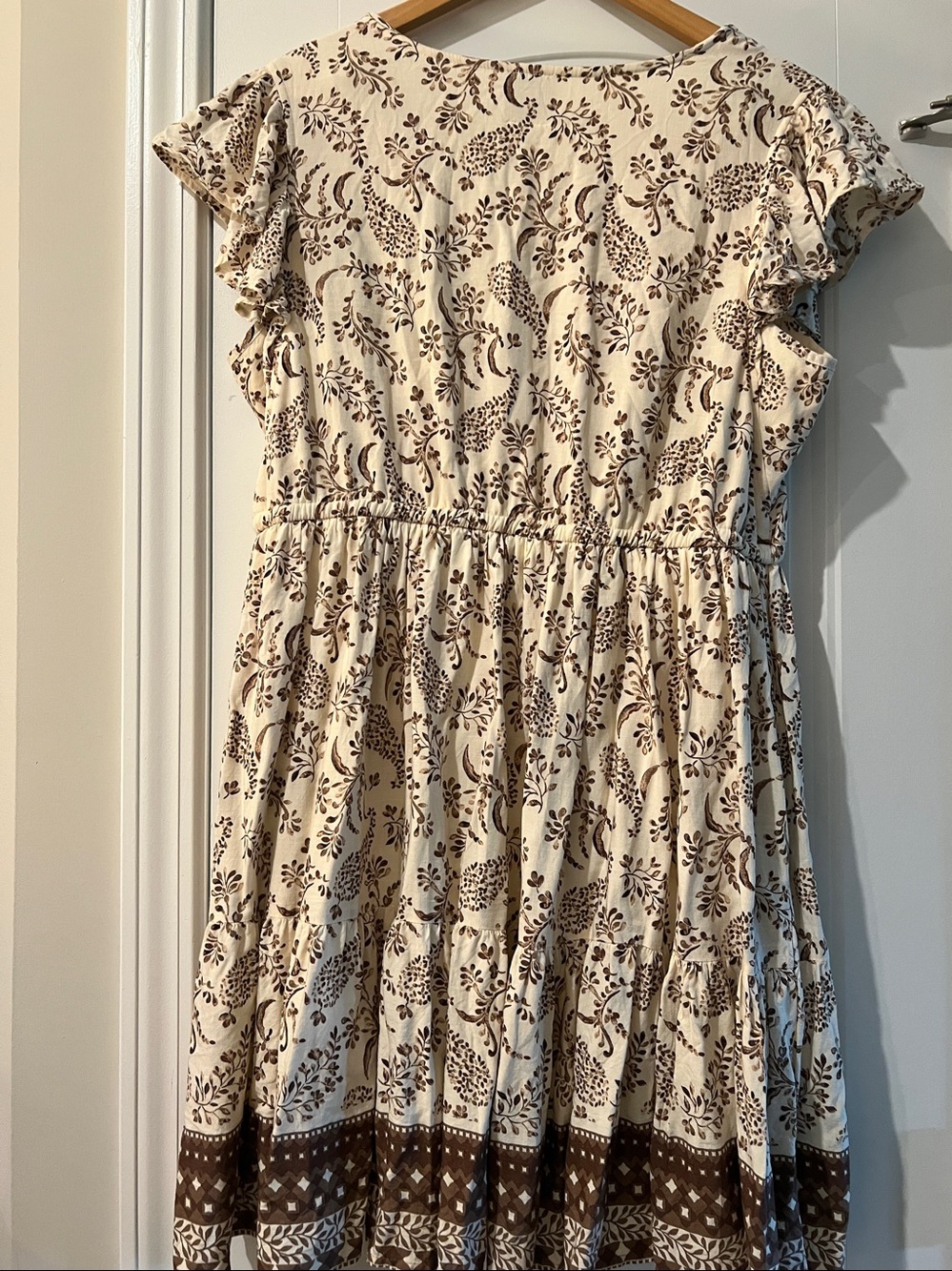 V-Neck Flutter Sleeve Midi Dress bohemian- - Picture 5 of 5